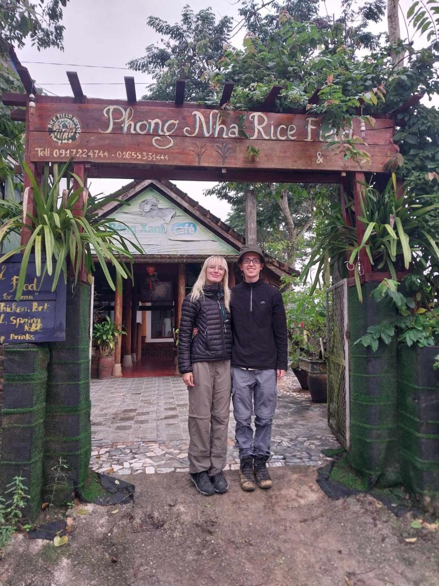 Phong Nha Rice Field Homestay ภายนอก รูปภาพ